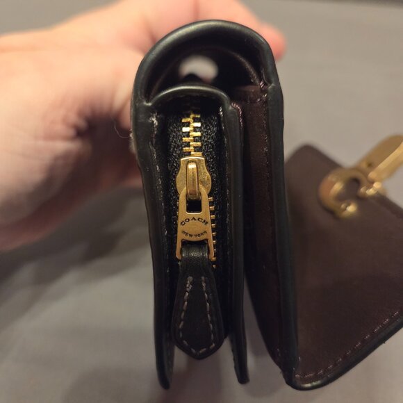 Coach Studio Medium Wallet Clutch in Brass/Black Glovetanned Leather C6727 - Picture 8 of 8